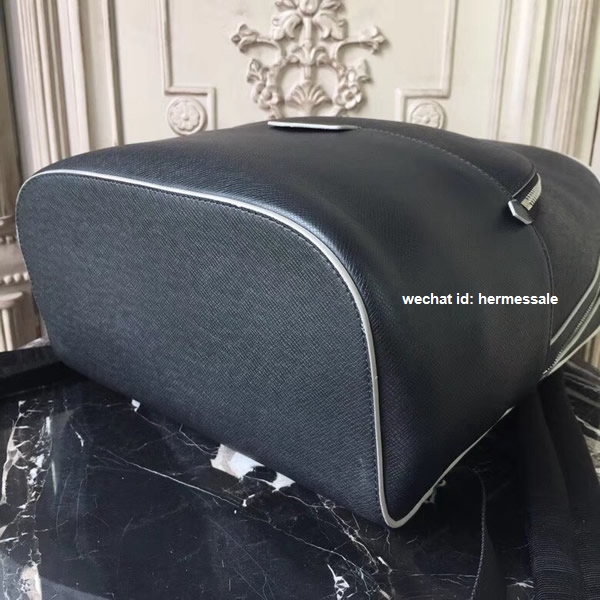 Louis Vuitton M30147 Anton Backpack Taiga Leather Noir Gris